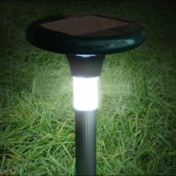 Ультразвуковой отпугиватель кротов, грызунов и змей Solar Rodent Repeller на солнечной батарее