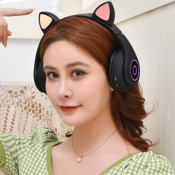 Детские беспроводные Bluetooth наушники с подсветкой Y47 Cat Ear с ушками