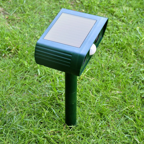 Отпугиватель животных и птиц Solar Animal Repeller с солнечной батареей