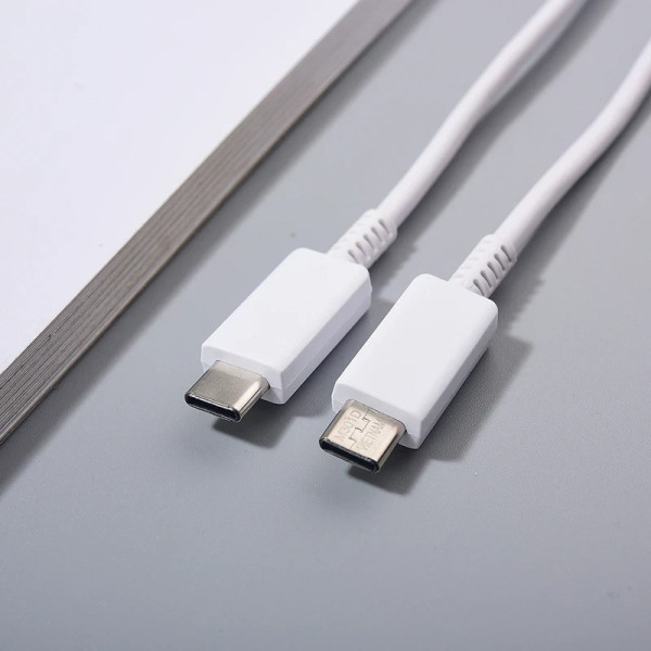 Сетевой адаптер 45W с кабелем Type-C/Type-C для быстрой зарядки