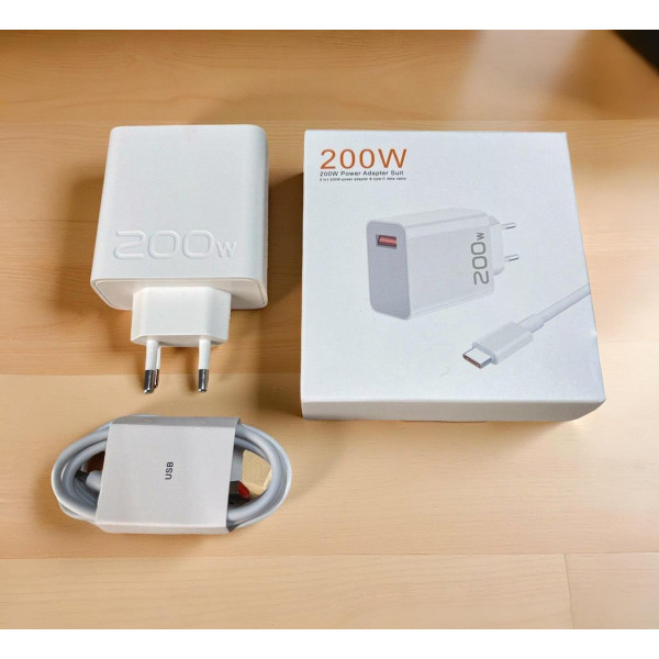 Адаптер USB с кабелем USB-C 200W  зарядка для всех устройств