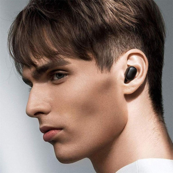 Беспроводные вакуумные наушники AirDots Black TWS Bluetooth с микрофоном и зарядным кейсом